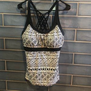 REKITA Women's Swimsuits Color Block Tankini Top Swimwear size XL